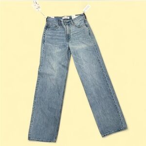 ✨ Denim Forum The 90s Iggy Lo-Rise Baggy Jean✨